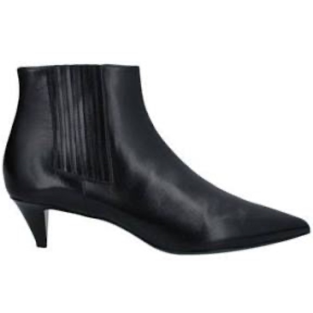 CELINE SHARP BLACK BOOTIES. - Picture 2 of 4